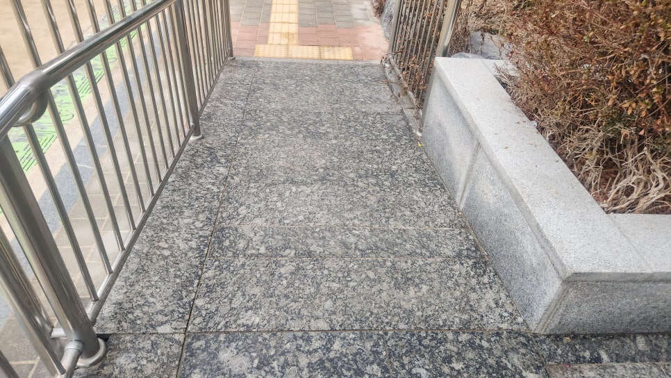 장애우 통로
