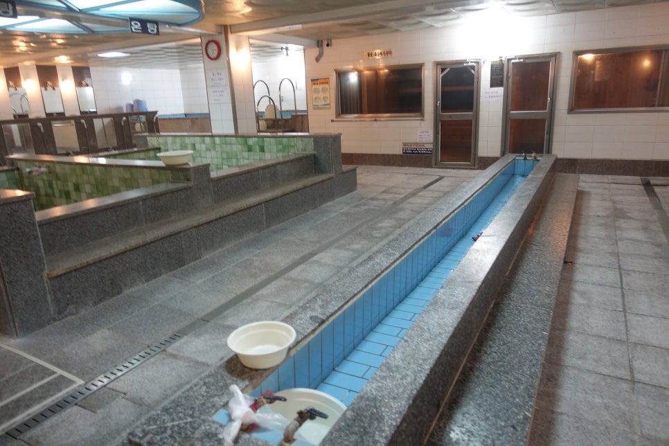 탕 주변 1