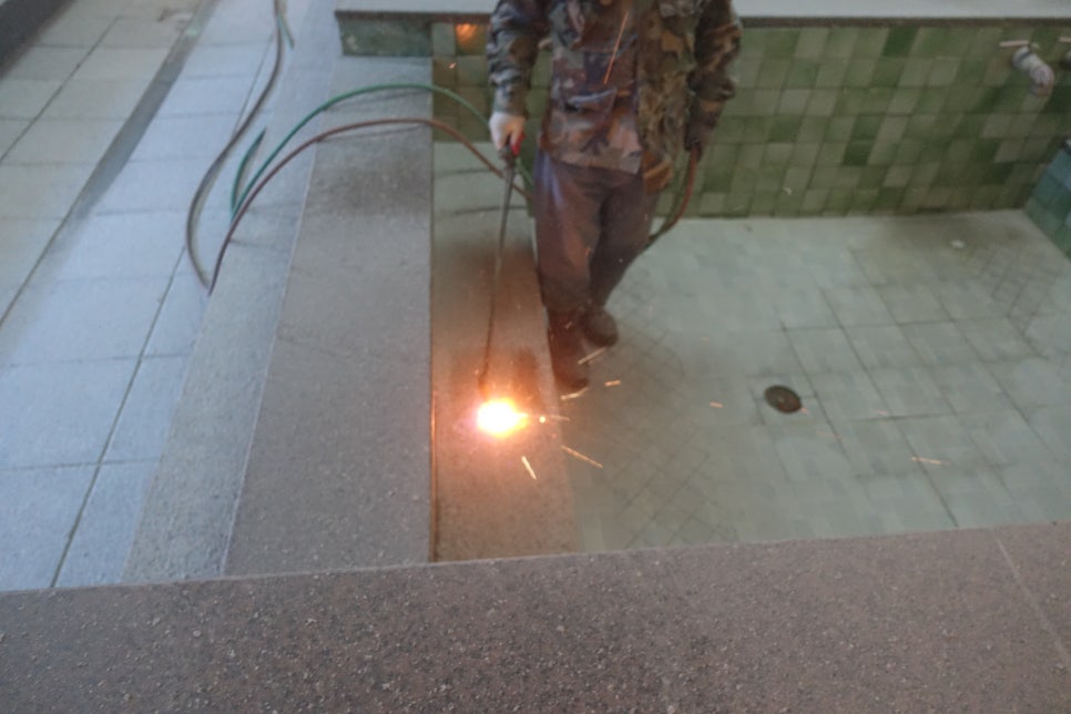작업 중 1